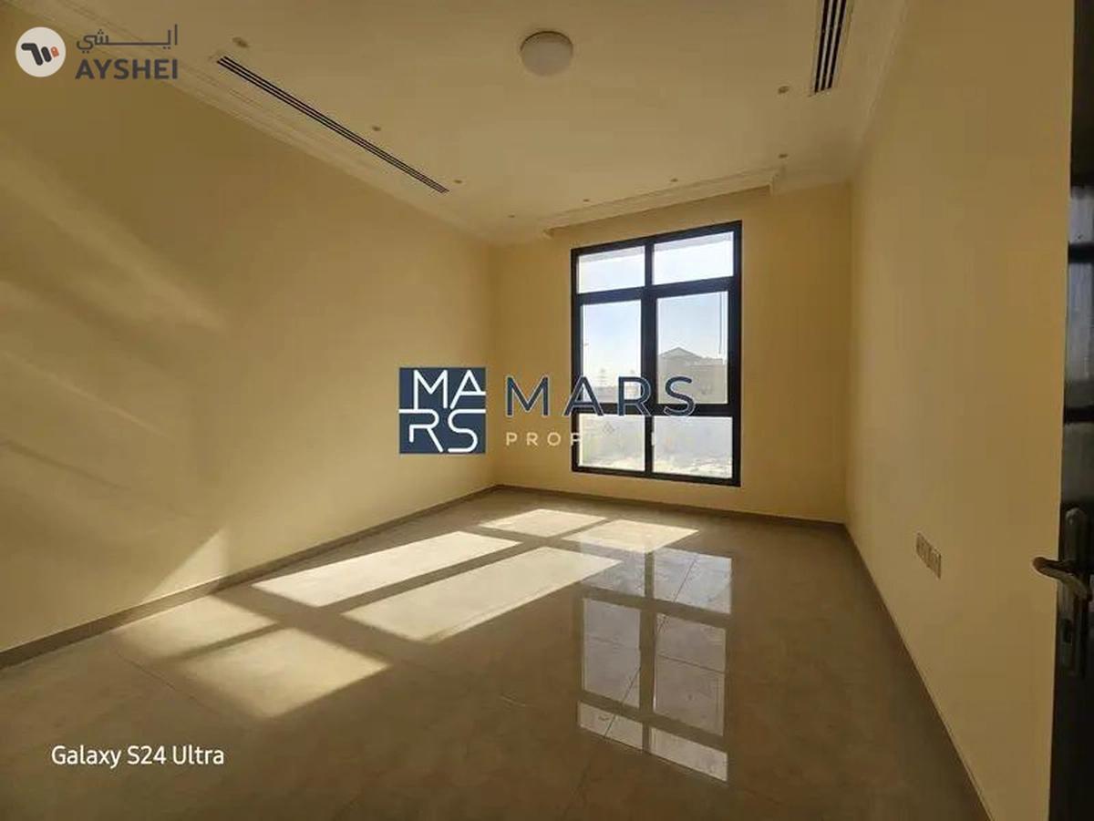 **Spacious Villa for Rent in Al Hoshi – Fully Renovated**-4-4