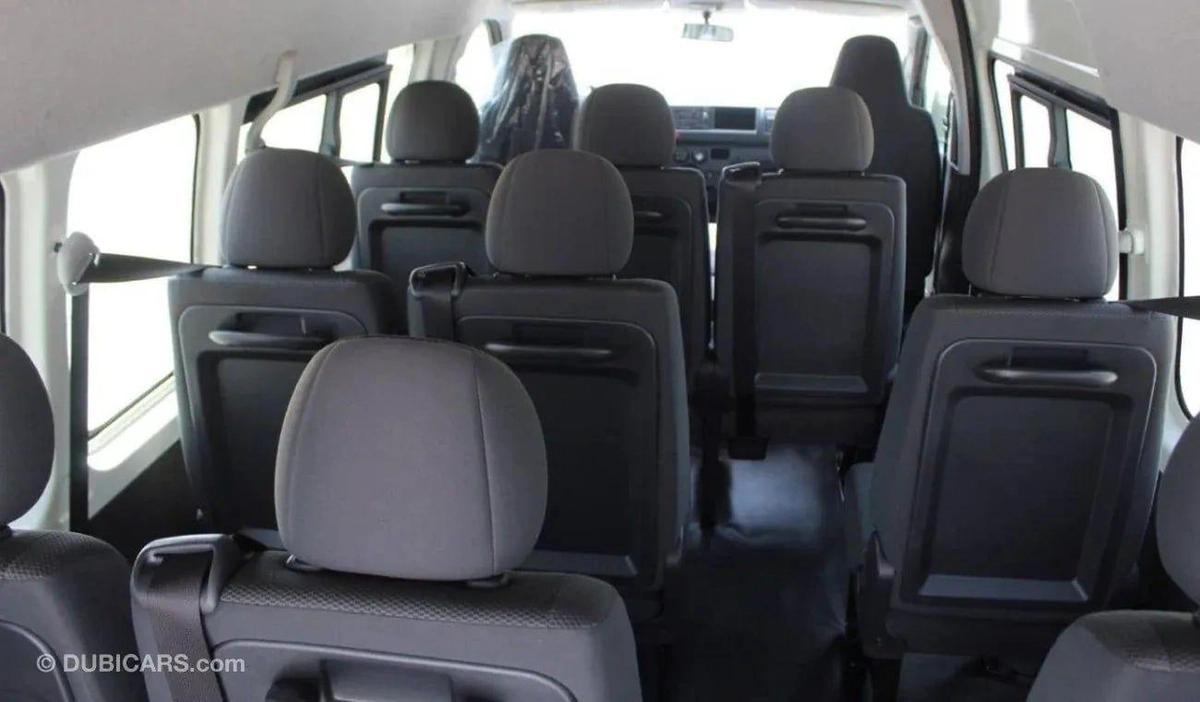 Toyota Hiace 2.5 DIESEL-6-6