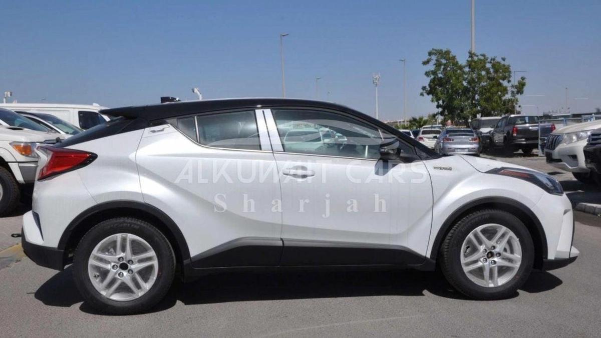 Toyota CHR 1.8L CUV FWD 5 DOORS-1-1