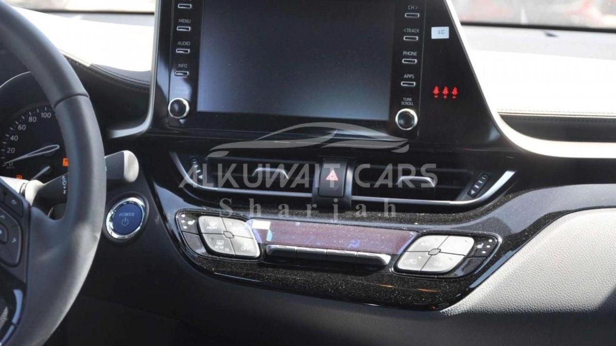 Toyota CHR 1.8L CUV FWD 5 DOORS-5-5