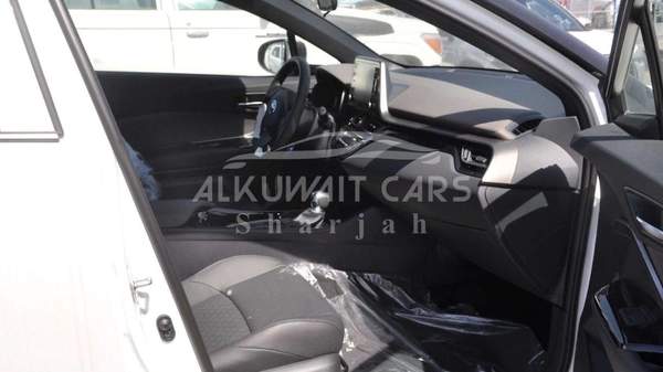 Toyota CHR 1.8L CUV FWD 5 DOORS