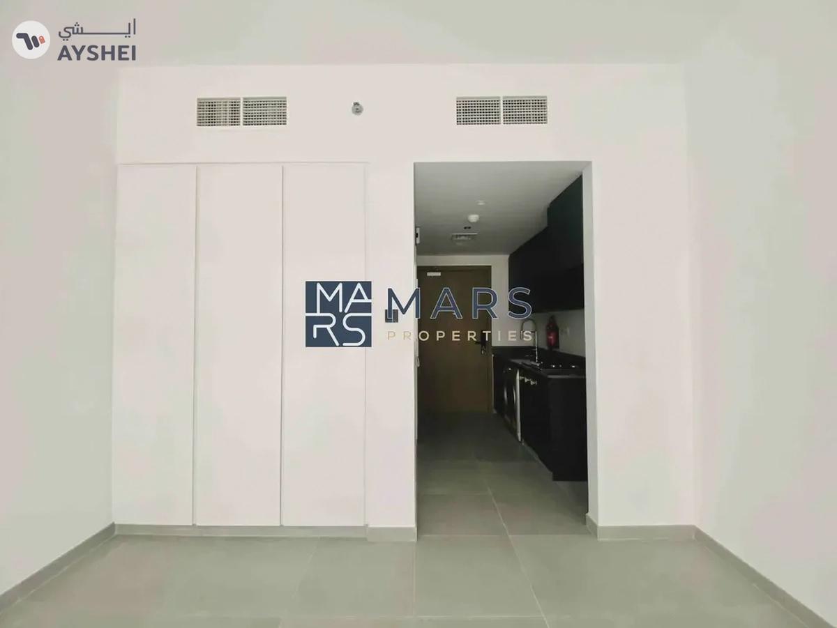 Luxury Brand New Studio in Tiraz-10-10