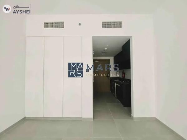 Luxury Brand New Studio in Tiraz