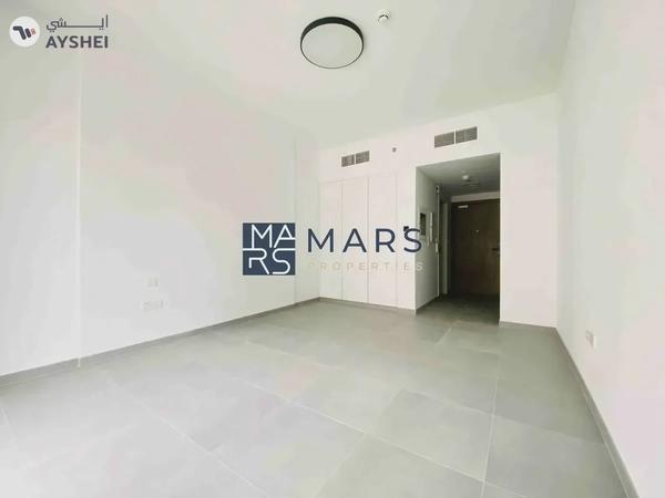Luxury Brand New Studio in Tiraz