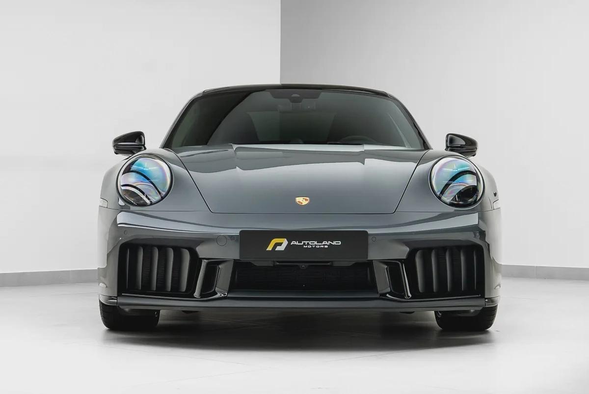 2025 PORSCHE 911 CARRERA GTS WITH WARRANTY.-3-3