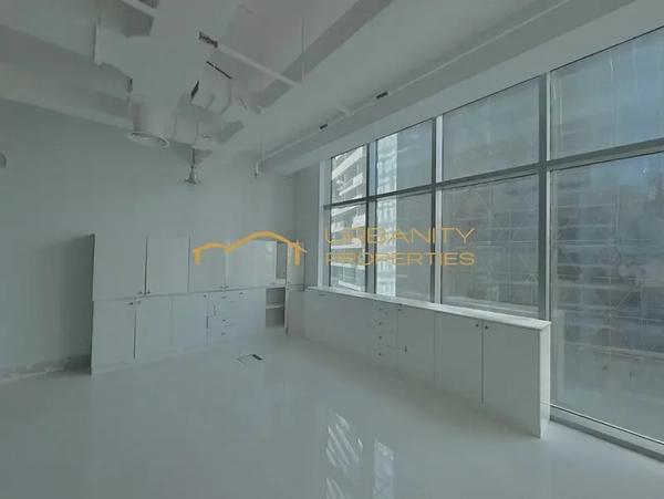 Premium Office for Rent in Metropolis Tower, Business Bay