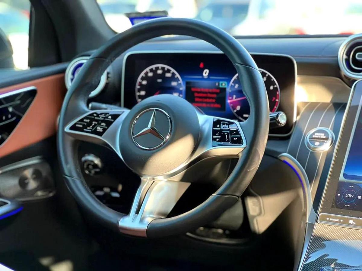 Mercedes-Benz GLC 300, 2023 - Pristine Condition-2-2