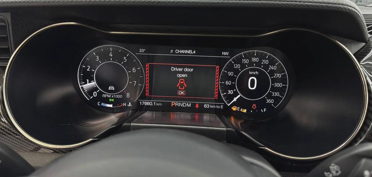 Ford Mustang Shelby GT500 2022 GCC specs, White/Blue for 375,000.00 AED-15-15