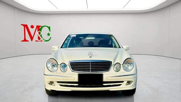 BENZ E240 | V6 | CLEAN CAR FRESH JAPAN IMPORT