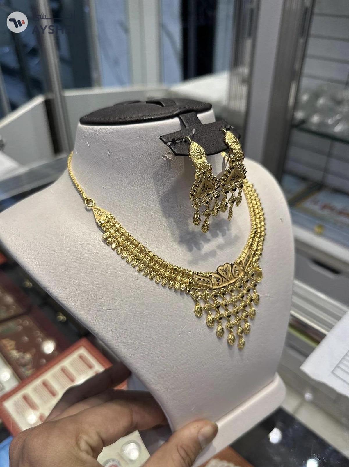 Stunning 22 Carat Gold Jewelry Set - 100% Authentic-2-2