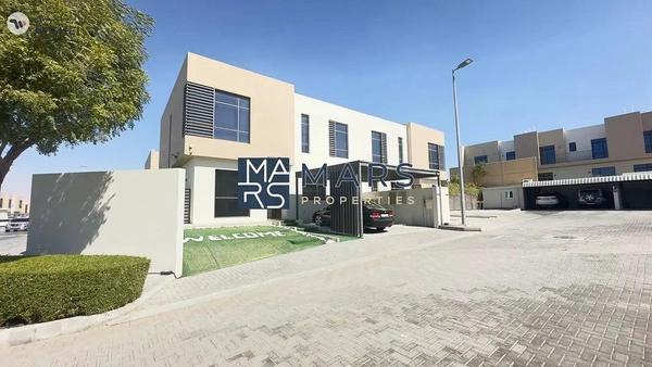 Luxurious four bedroom in Nasma residences for 150000 AED yearly