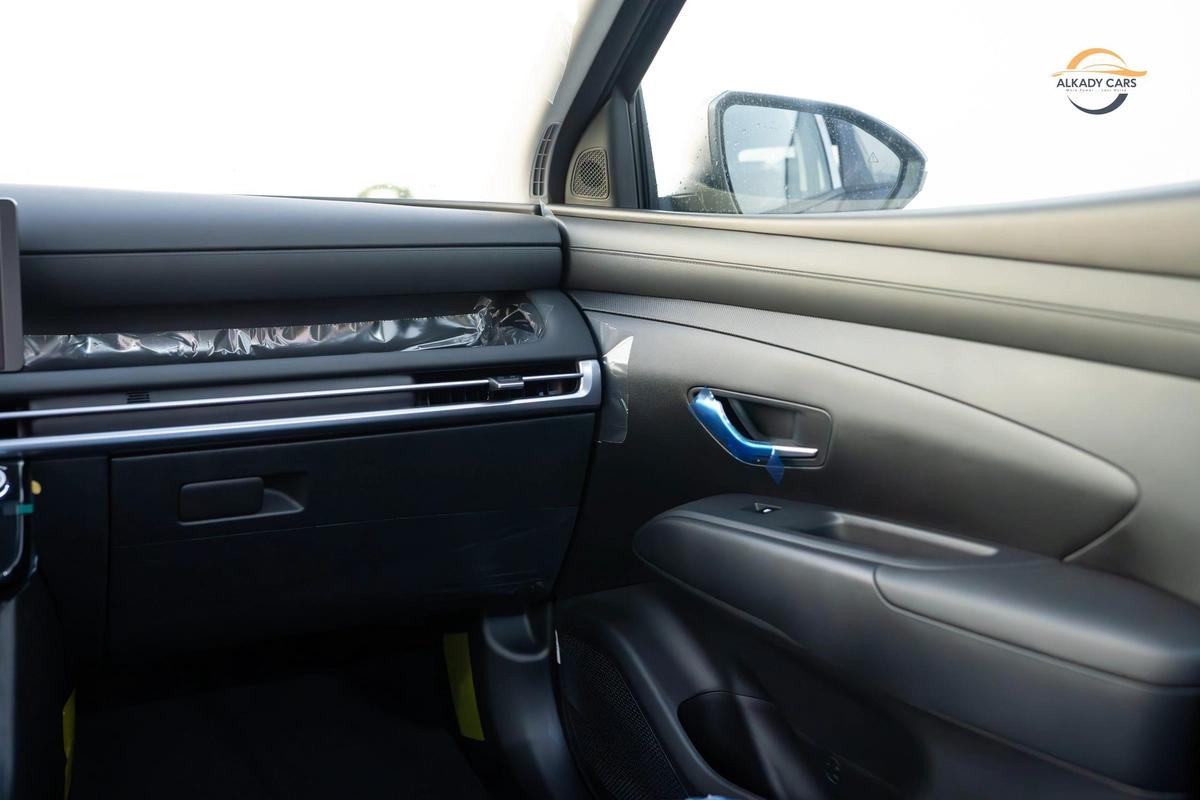 Hyundai Tucson Signature-4-4