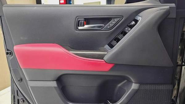 TOYOTA - LAND CRUISER - GR SPORT - 2023 - GCC SPECS - 130,000KM - FULL SERVICE HISTORY FROM AGENCY