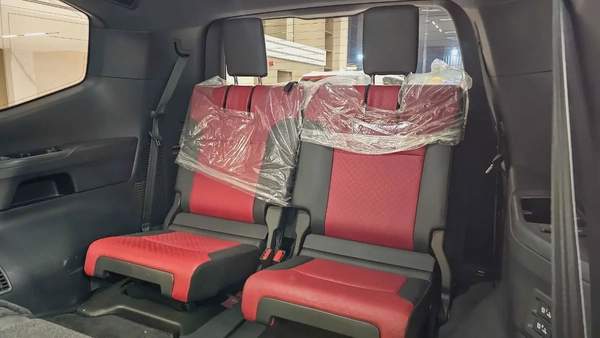 TOYOTA - LAND CRUISER - GR SPORT - 2023 - GCC SPECS - 130,000KM - FULL SERVICE HISTORY FROM AGENCY