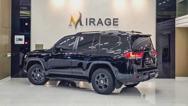 TOYOTA - LAND CRUISER - GR SPORT - 2023 - GCC SPECS - 130,000KM - FULL SERVICE HISTORY FROM AGENCY
