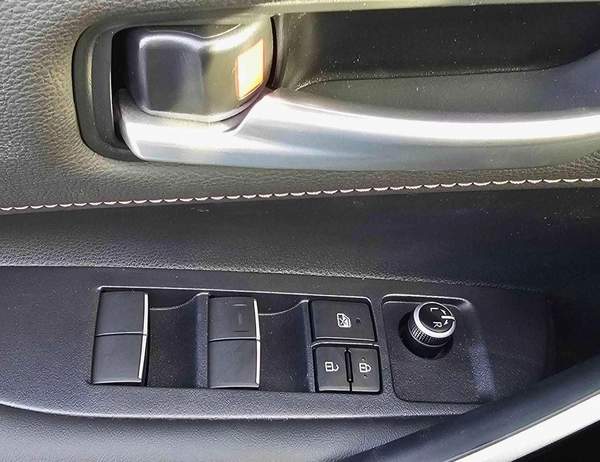 Toyota Corolla ELITE | HYBRID | 1.8L V4 PETROL | PUSH START | DVD+ CAMERA | SUNROOF (CODE # HYBRID ELITE)