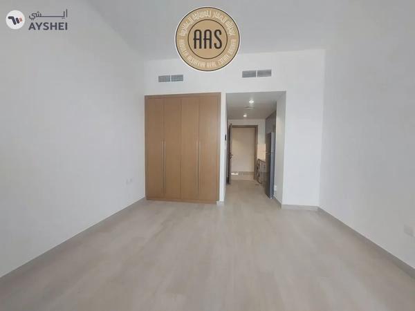 Brand New Studio chiller free and with kitchen appliances in Al Furjan