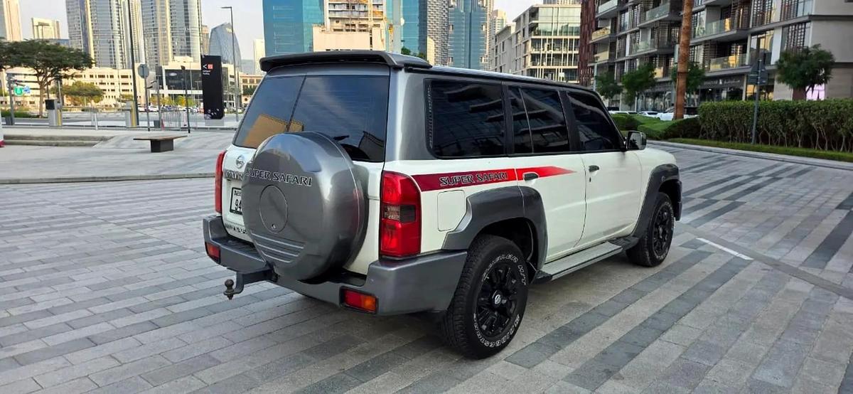 2019 Nissan patrol super safari ( manual Transmission)-10-10