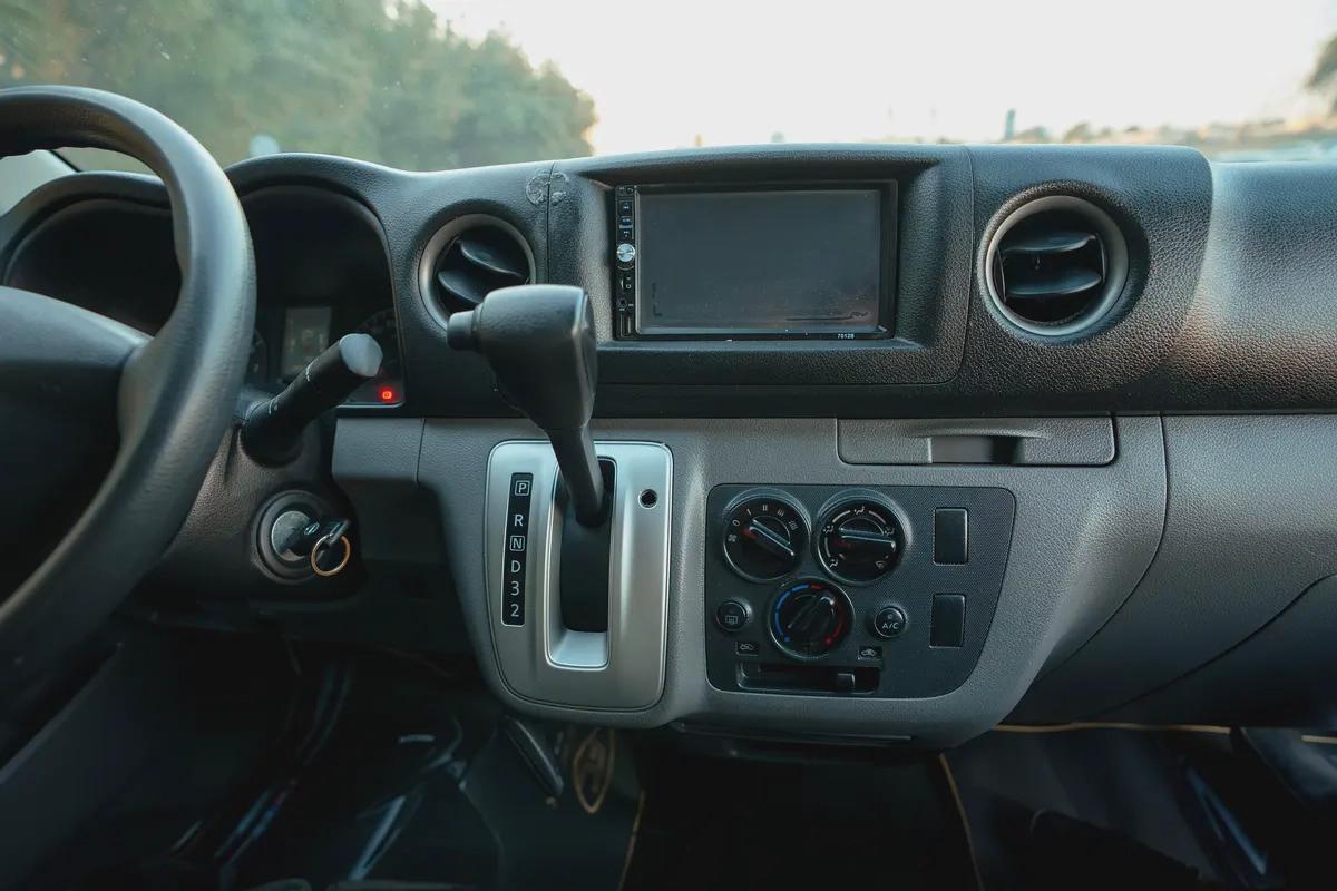 High-Roof Delivery Van | Automatic | GCC Specs | Ref#N26638-12-12