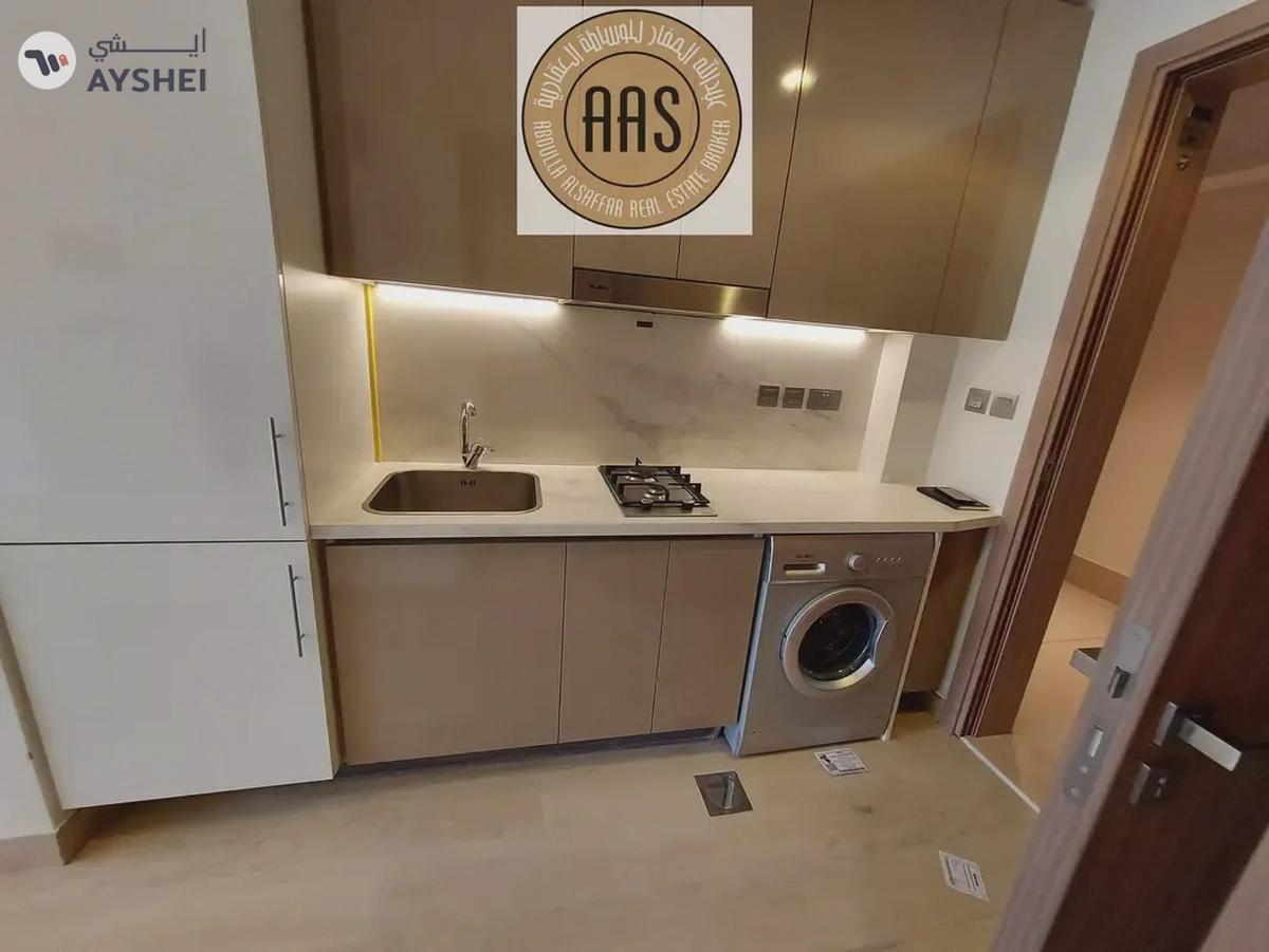 Brand New Chiller Free Luxurious Studio With All Amenities-10-10