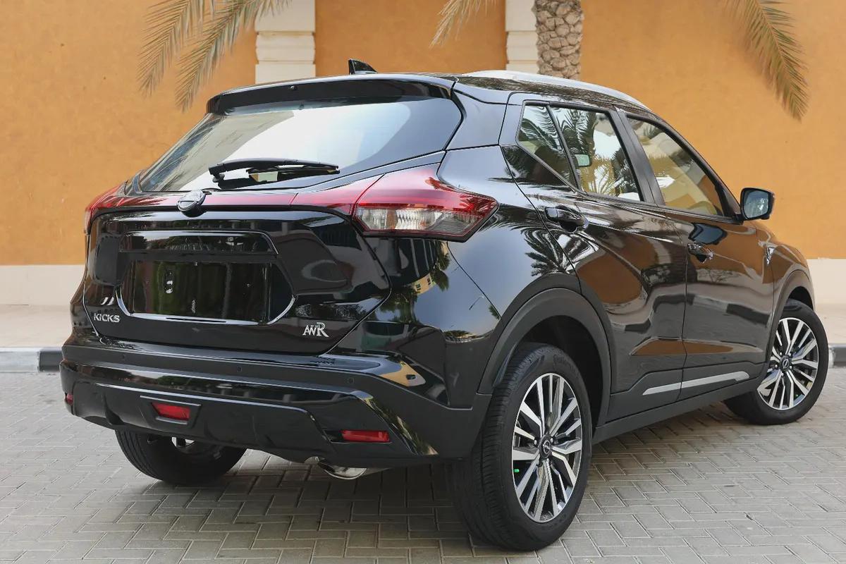 NISSAN KICKS SL 1.6L - GCC SPECS - 5 YEARS UNDER WARRANTY - FREE SERVICE CONTRACT - ACCIDENT FREE --5-5