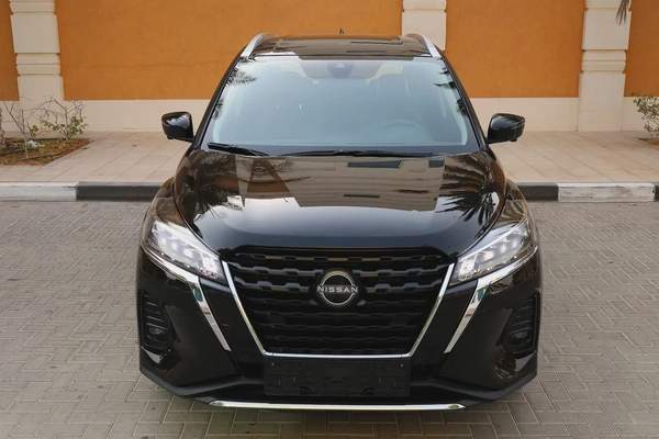 NISSAN KICKS SL 1.6L - GCC SPECS - 5 YEARS UNDER WARRANTY - FREE SERVICE CONTRACT - ACCIDENT FREE -