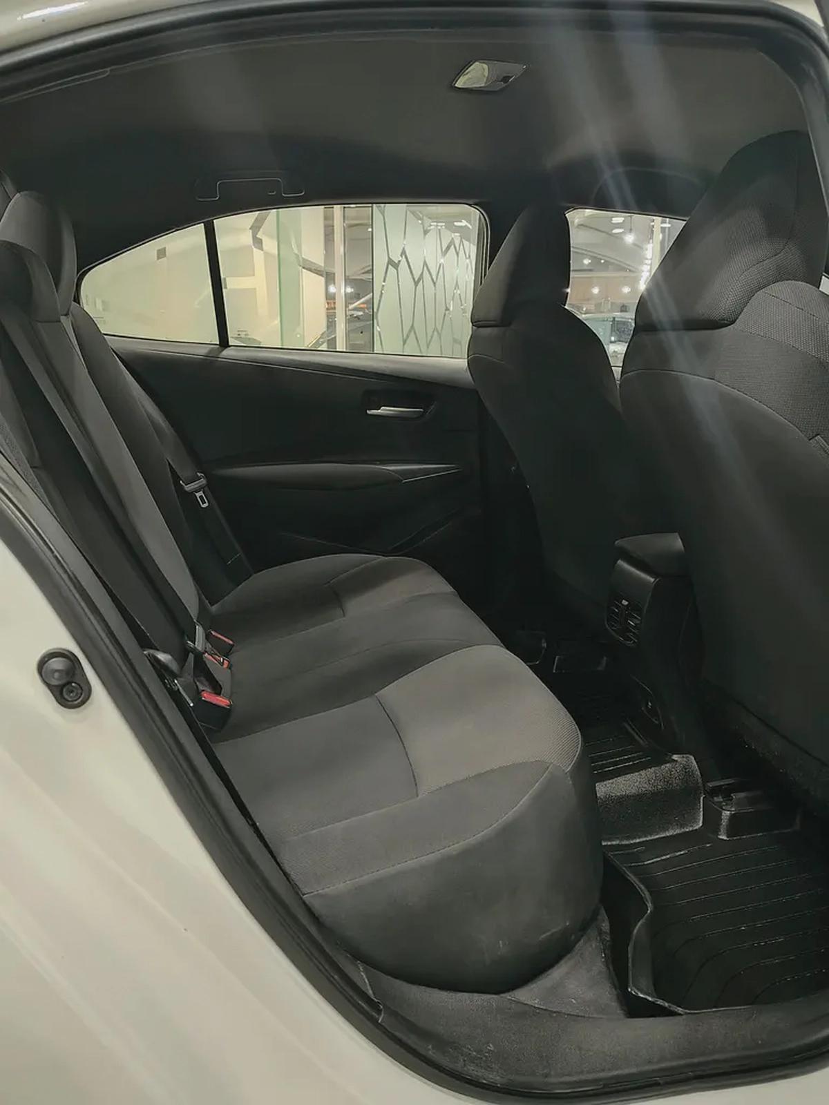 Toyota Corolla LE 2021 1.5L - Chinese Specs - Excellent Condition-10-10