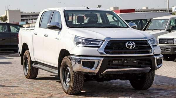 Toyota Hilux HILUX SR5 2.4L MT DIESEL 2024