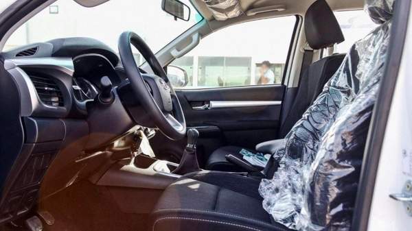 Toyota Hilux HILUX SR5 2.4L MT DIESEL 2024