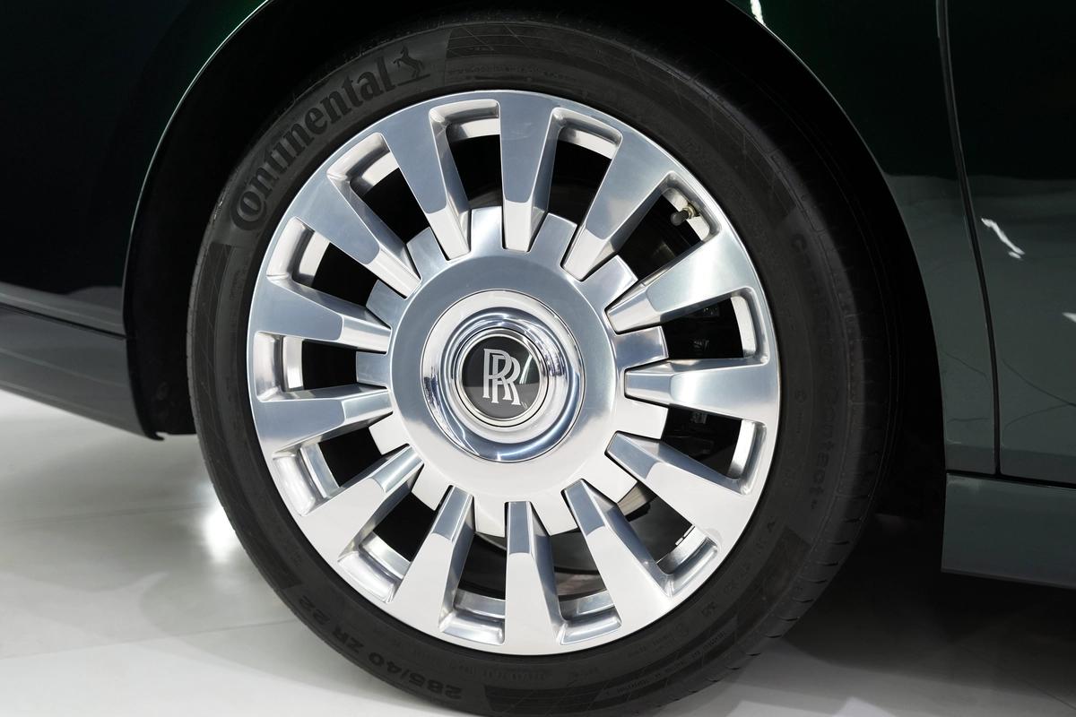 Rolls-Royce Phantom-14-14