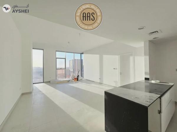 Luxurious Apartment ! Ready To Move ! With All Aminities ! Spacious