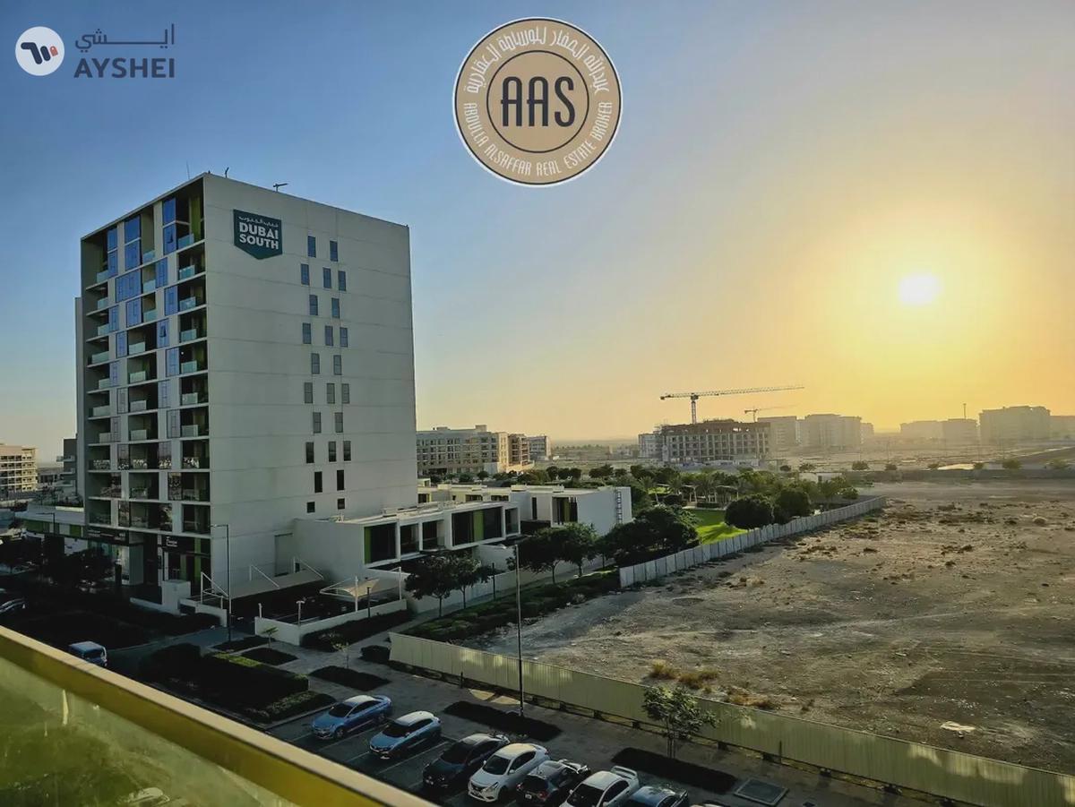 Luxurious Apartment ! Ready To Move ! With All Aminities ! Spacious-9-9