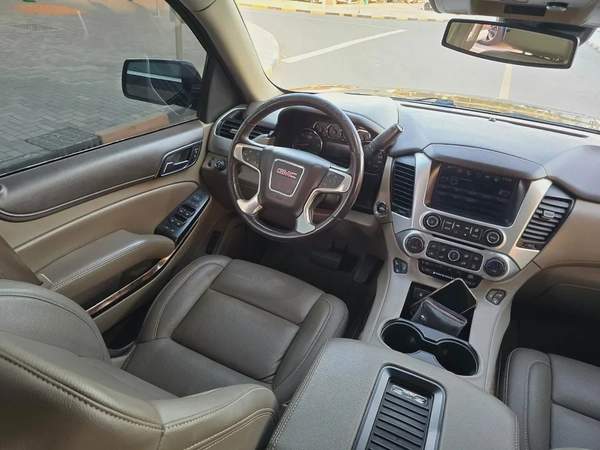 جي ام سي يوكن 2016 مواصفات خليجية SLT بحالة جيدة