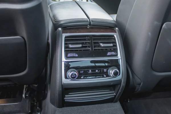 2022 - BMW 750I - IMMACULATE CONDITION - ONLY 59,000 KM DONE