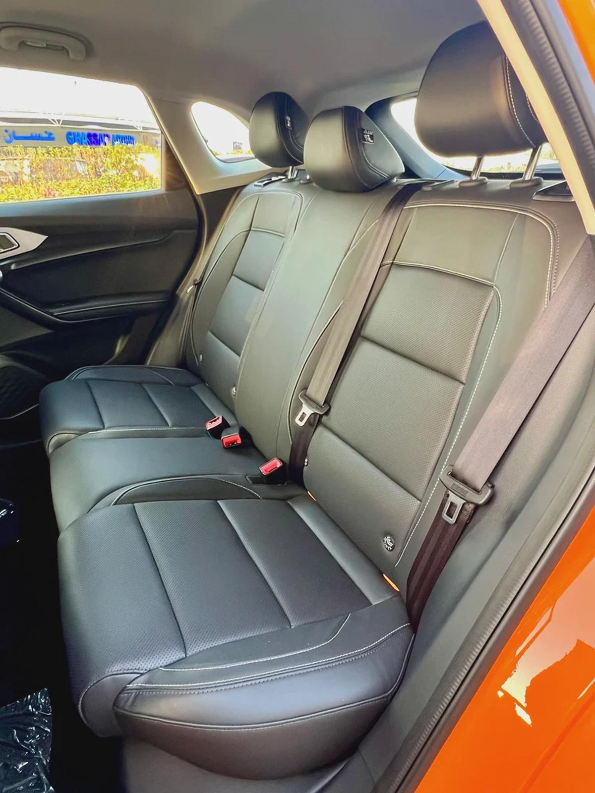 MG One Mid option / Lamborghini Orange-6-6