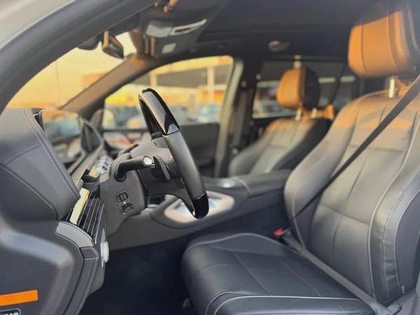 2023 - BENZ GLS600 - - /// BRAND NEW CONDITION /// - ONLY 11,000 KM