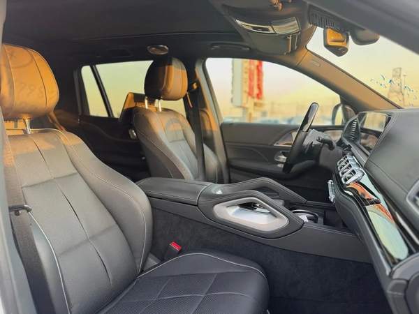 2023 - BENZ GLS600 - - /// BRAND NEW CONDITION /// - ONLY 11,000 KM