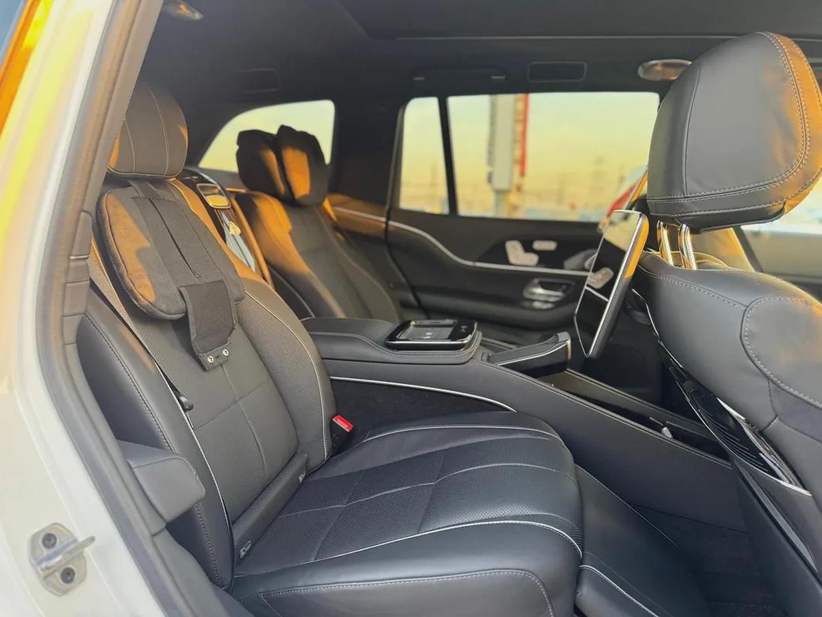 2023 - BENZ GLS600 - - /// BRAND NEW CONDITION /// - ONLY 11,000 KM-19-19