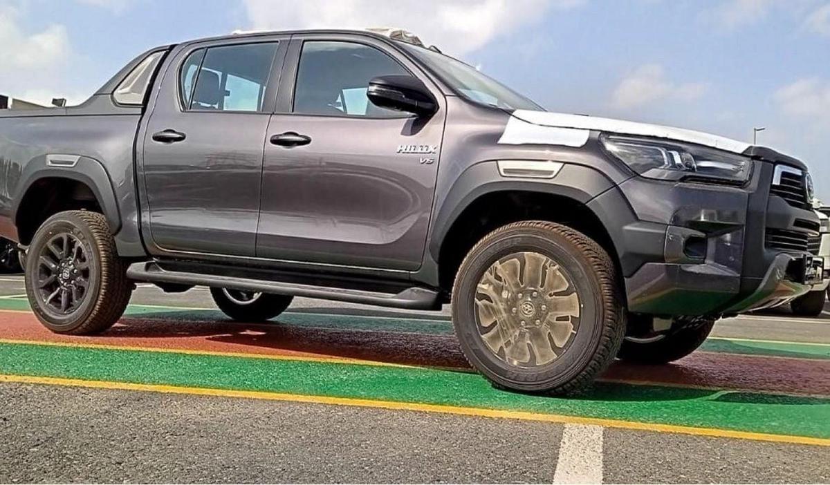 Toyota Hilux TOYOTA HILUX 4.0L PICKUP 4WD-2-2