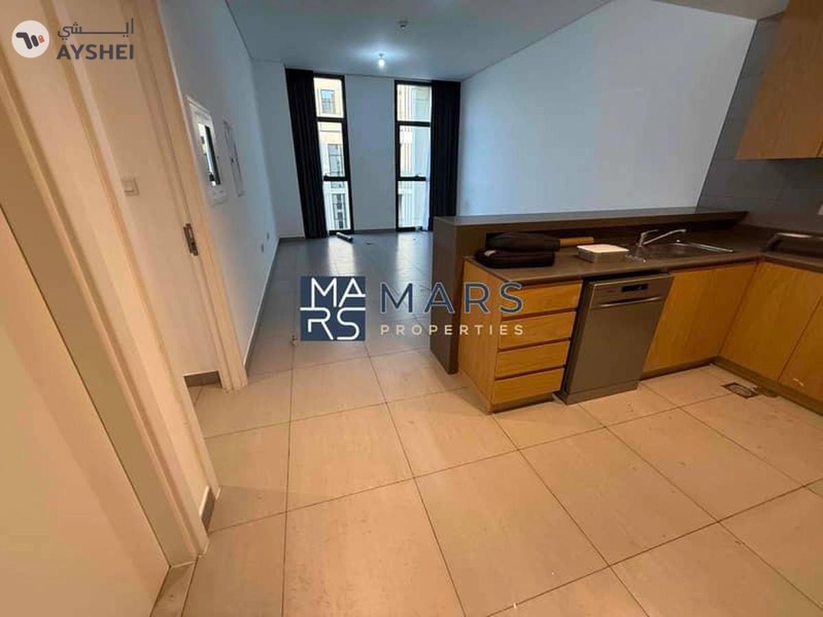 Big layout | Spacious | Ready to move-1-landscape