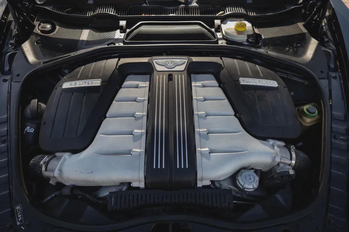 Bentley Continental GT 2013-13-13