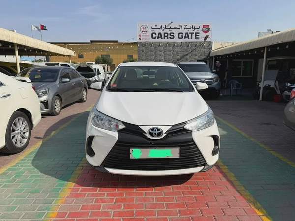 TOYOTA YARIS SEDAN KM IS NOT GENUINE