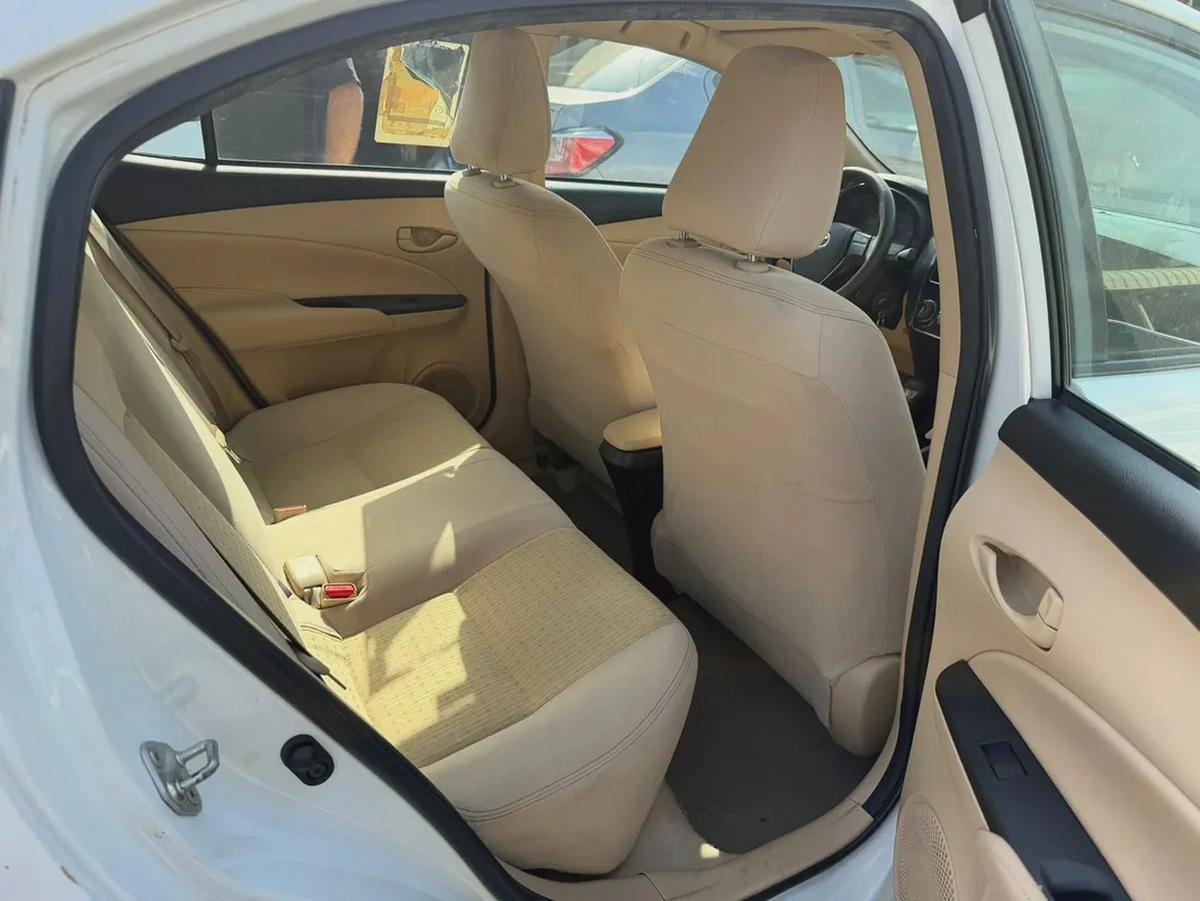 TOYOTA YARIS SEDAN KM IS NOT GENUINE-10-10