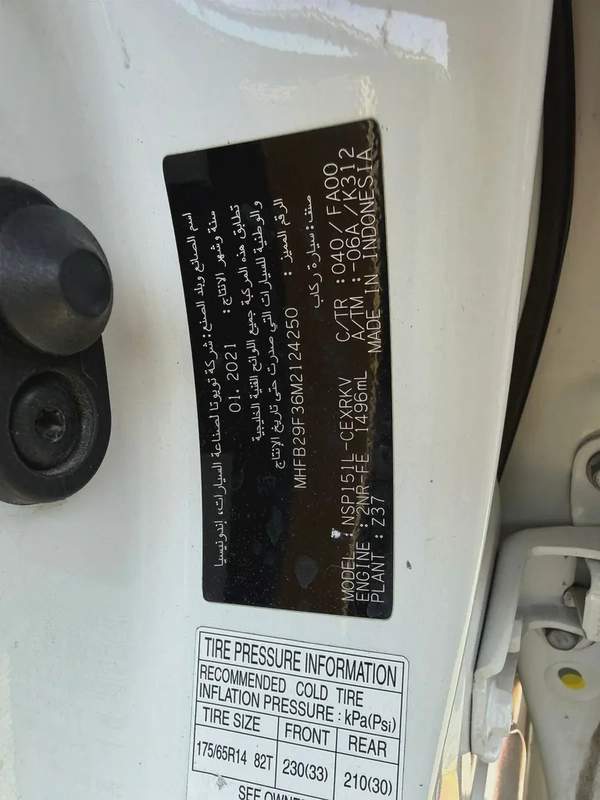 TOYOTA YARIS SEDAN KM IS NOT GENUINE