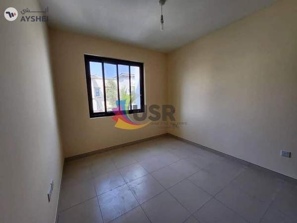 AVAILABLE VILLA 3BR W/ MAID'S ROOM FOR FAMILY 170K