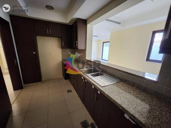 AVAILABLE VILLA 3BR W/ MAID'S ROOM FOR FAMILY 170K