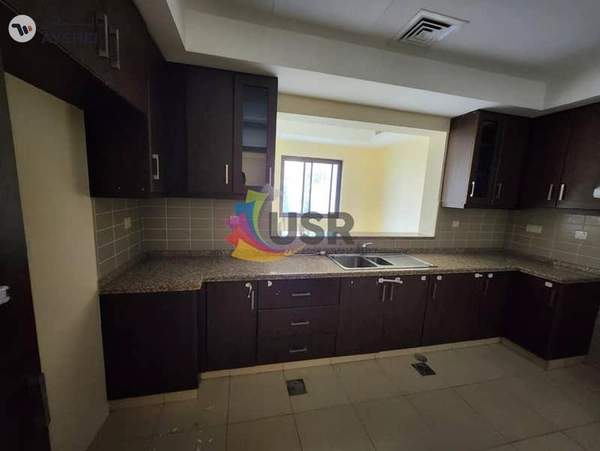 AVAILABLE VILLA 3BR W/ MAID'S ROOM FOR FAMILY 170K