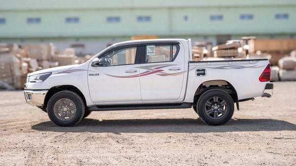 Toyota Hilux SR 2.7L