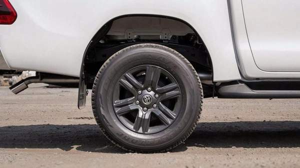 Toyota Hilux SR 2.7L