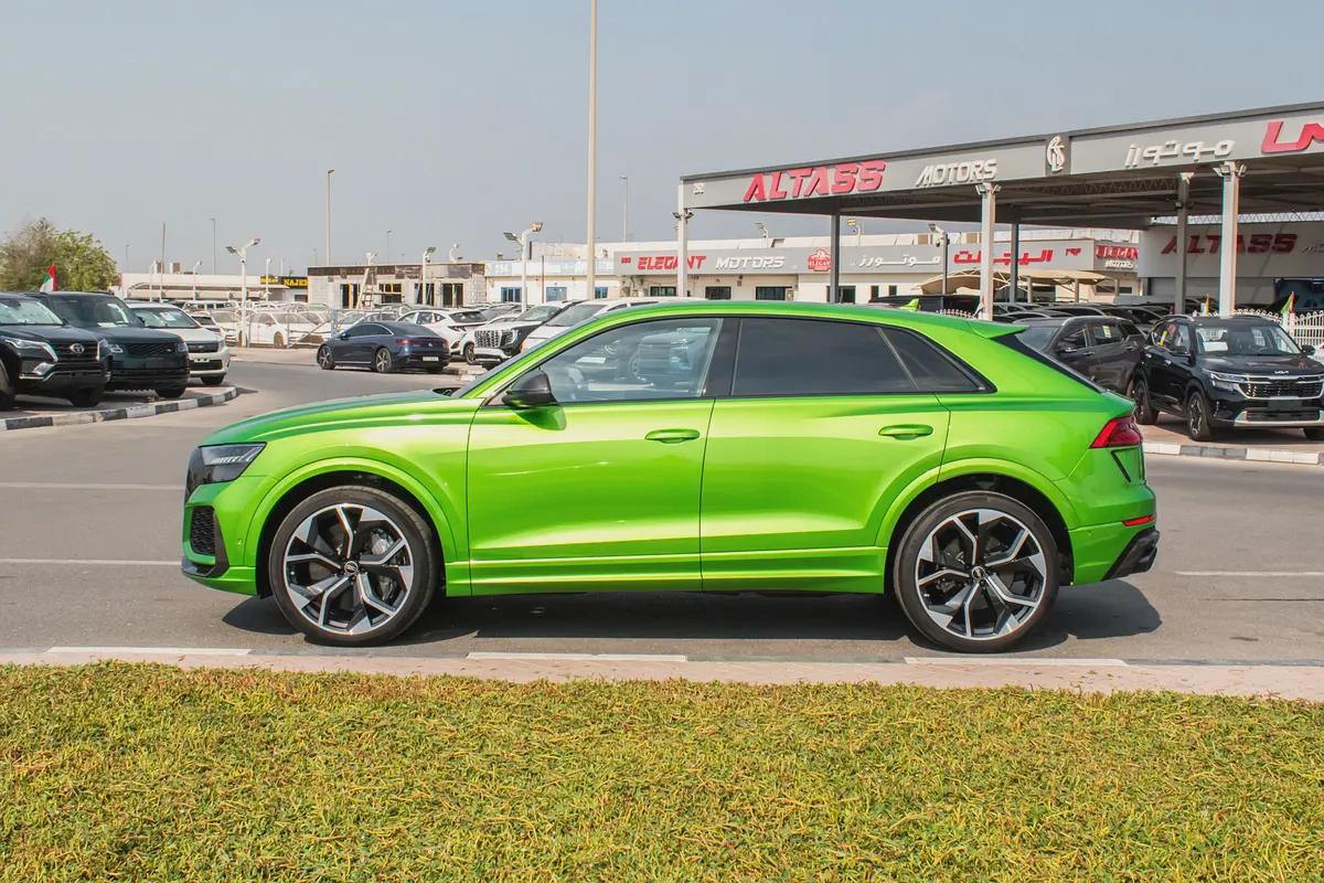 2022 - AUDI RSQ8 - SAME LIKE BRAND CONDITION - ONLY 38,000 KM-4-4